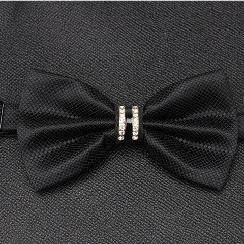 Men Luxurious Bowtie Groom Mens Striped Plaid Cravat Gravata Fashion Butterfly Wedding Bow Ties for Male Accessories Gifts Tie